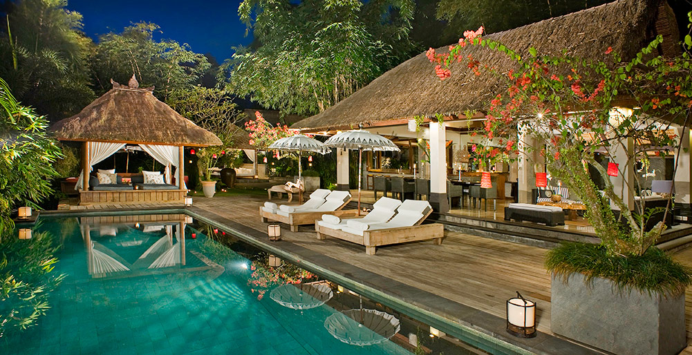 Villa Maya Retreat - Pool at night